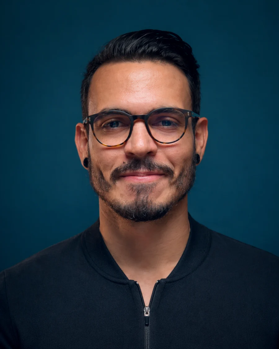 Retrato de Sancler Miranda.